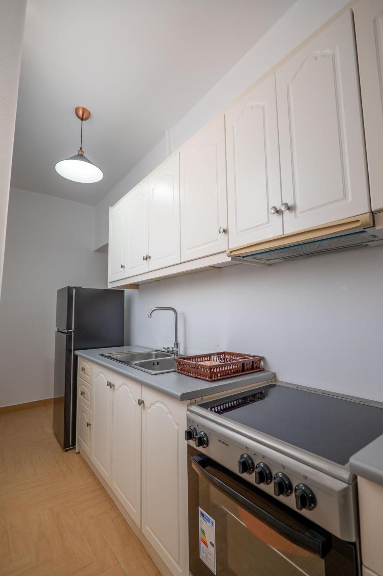 Hoteleks Inn & Suites Sarandë Esterno foto